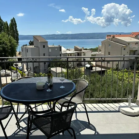 Apartment Nikola Skarica 7 *